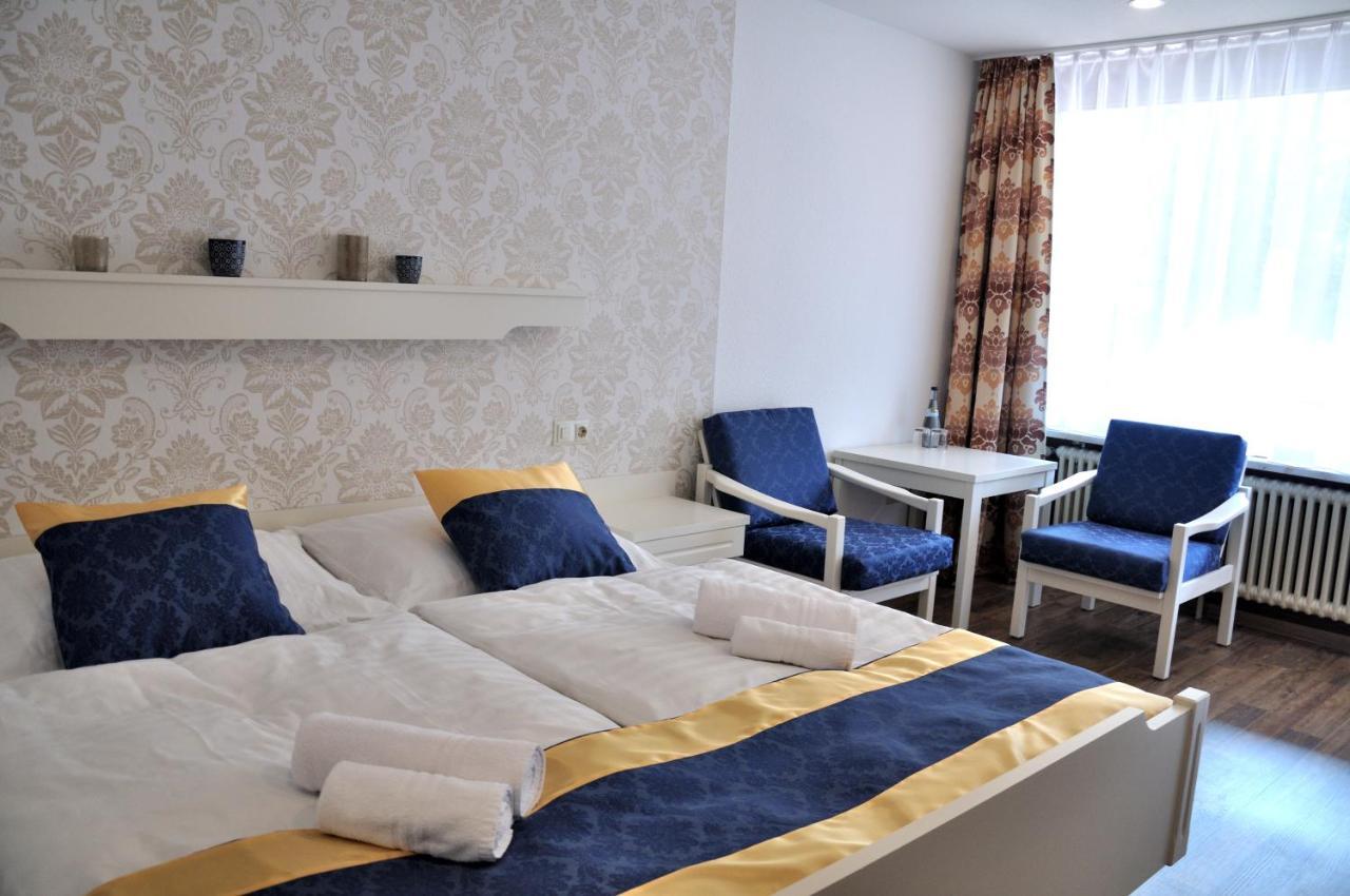 Hotel Eleon 바트타이나흐자벨슈타인 외부 사진