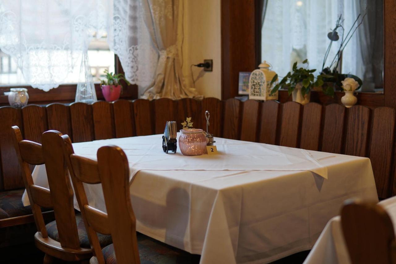 Hotel Eleon 바트타이나흐자벨슈타인 외부 사진